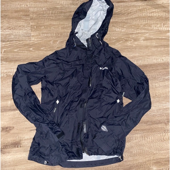 Columbia Rain Coat - Picture 1 of 3